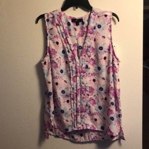 Beautiful sleeveless blouse